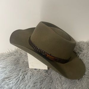 Mens Akubra Snowy River Hat